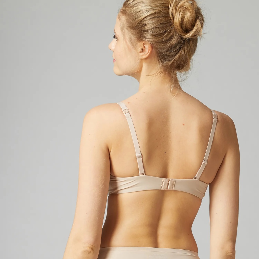 Soutien-gorge armature moulé bretelles multi-position SIMONE PERELE "Essentiel" 13V317 - Peau rosée 739