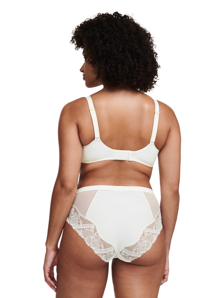 Soutien-gorge armaturé très enveloppant CHANTELLE "Orangerie Dream" C17Q10 - Milk 0LW