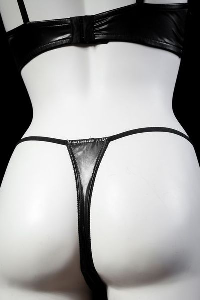 String sexy FOLIES RENAUD "Reglisse" 4219B - Noir