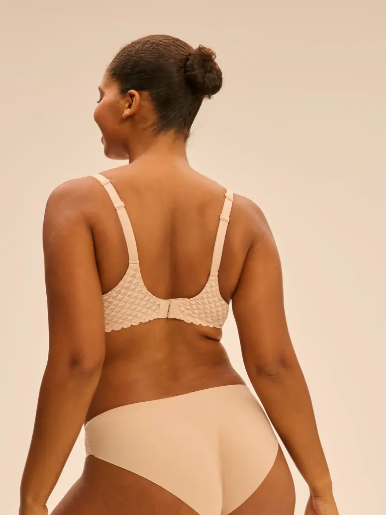Soutien-gorge coques spacer plongeant SIMONE PERELE "Subtile" 19Y316 - Peau Rosée 739