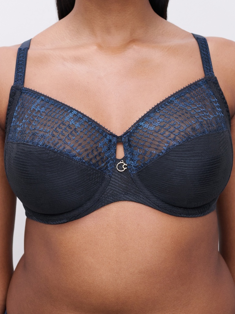 Soutien-gorge armaturé très enveloppant CHANTELLE "Intrigue" C13WMU - Bleu Marine 013