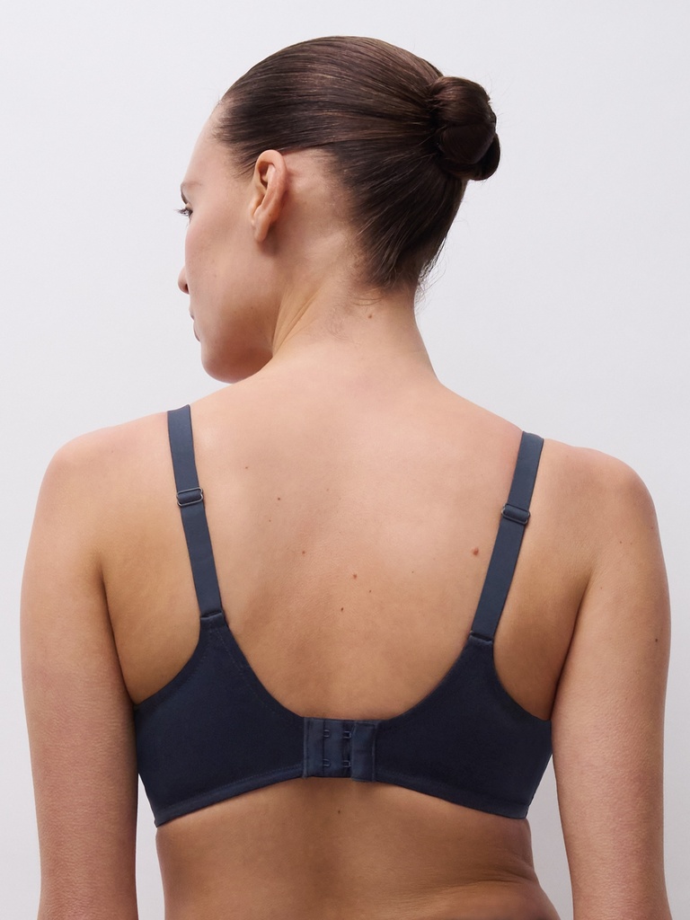Soutien-gorge armaturé avec coques CHANTELLE "Intrigue" C13WN1 - Bleu Marine 013