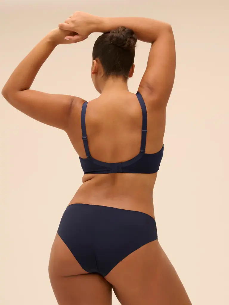 Soutien-gorge armature décolleté plongeant SIMONE PERELE "Wish" 12B319 - Saphir 556