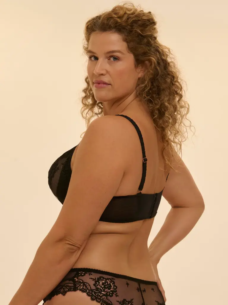 Soutien-gorge armaturé semi-rembouré SIMONE PERELE "Idole" 1H2330 - Noir 015