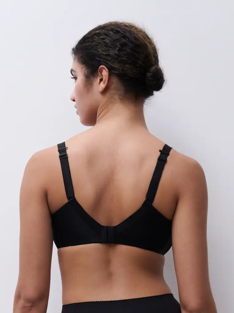 Soutien-gorge avec armatures 3 parties enveloppant CHANTELLE "Majestic" C1B3MU - Noir 011