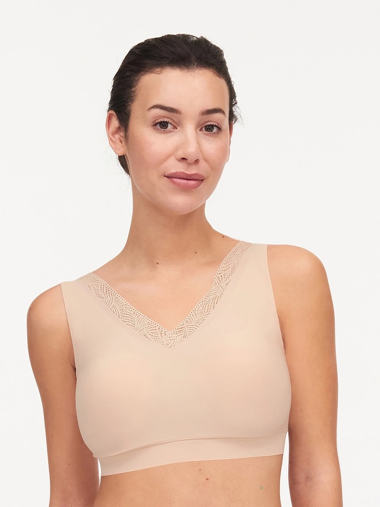 Soutien-gorge sans armatures stretch invisible CHANTELLE "SoftStretch" C11G60 - Beige Doré 01N