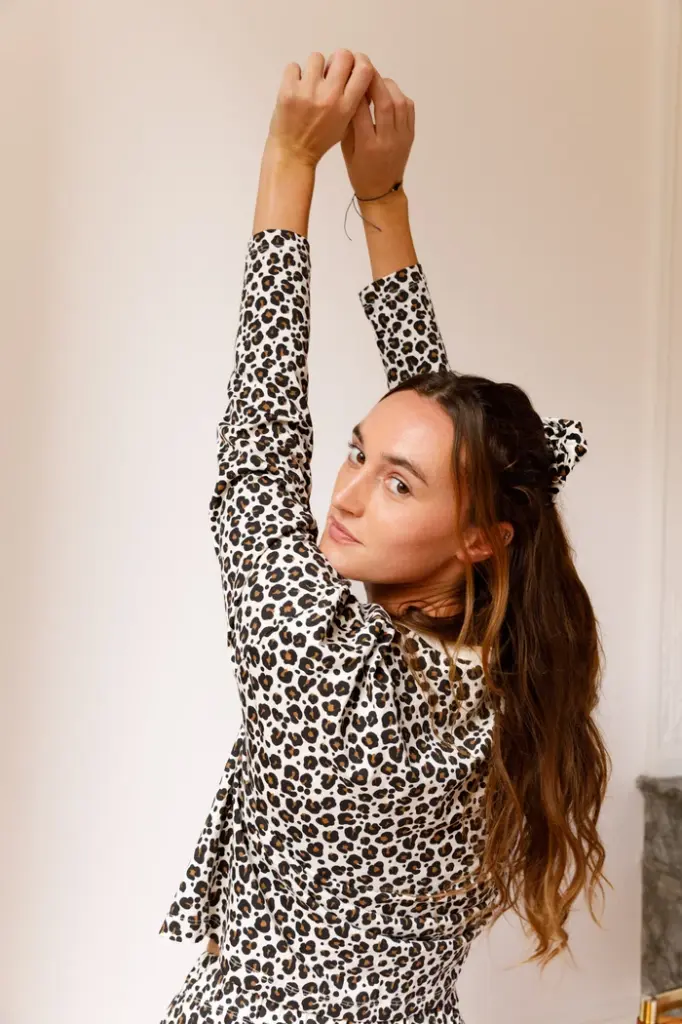 Pyjama long dame coton bio WE ARE JOLIES "Léopard Beige"