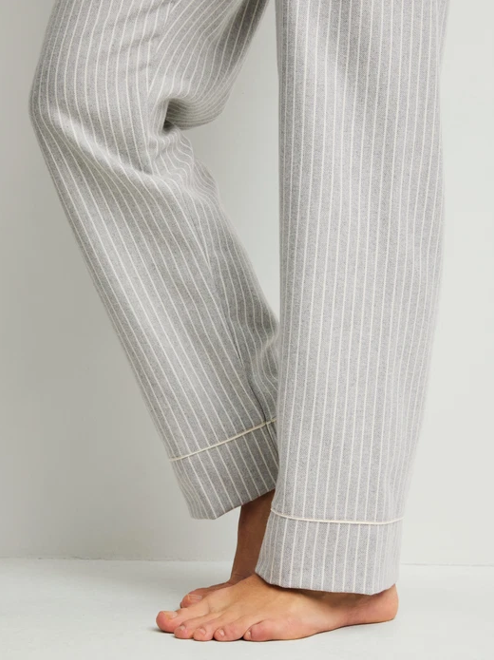 Pyjama dame long boutonné 100% coton CALIDA "Flannel Dreams" 46856 - Pearl Blue 542