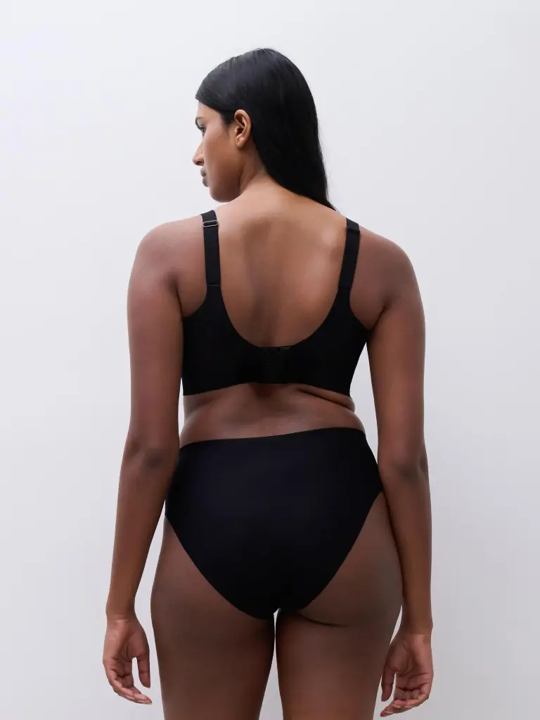 Brassière avec coques CHANTELLE "Lab Défi" C1B6Q9 - Noir 011