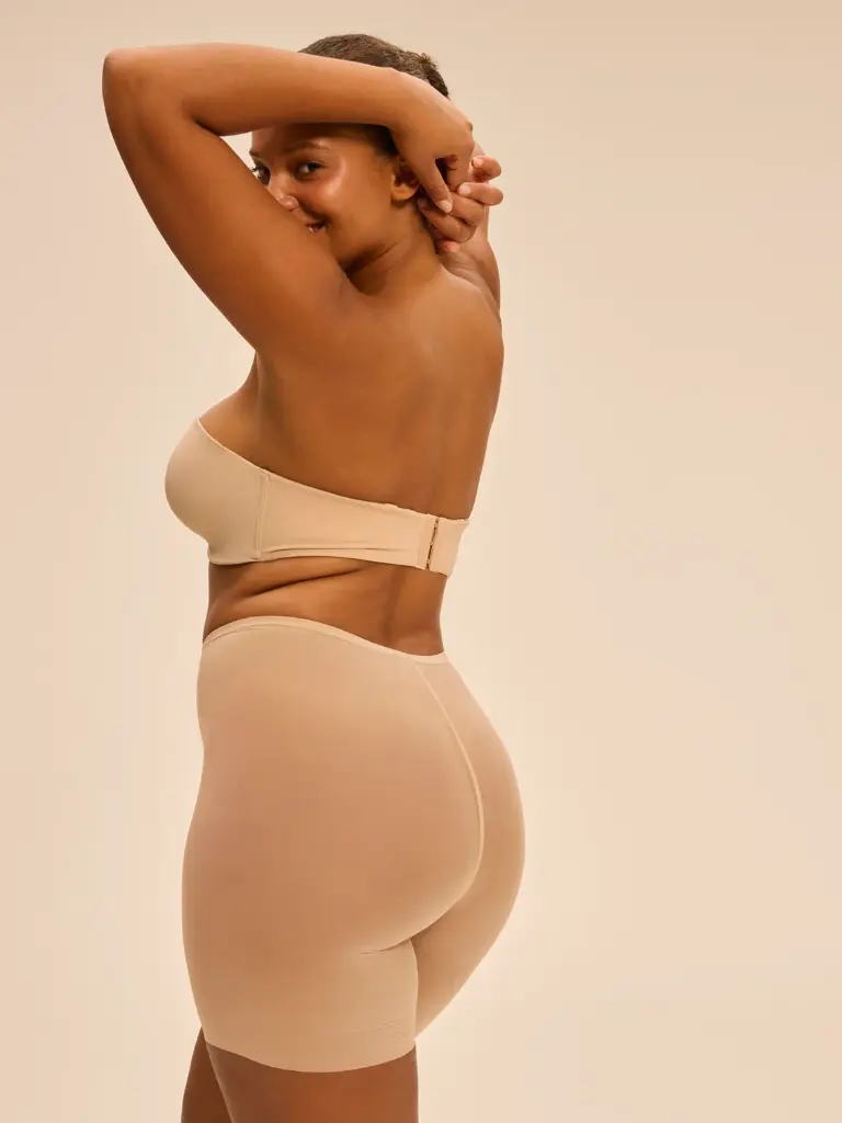 Short Gainant SIMONE PERELE "Essentiel" 13V670 - Peau Rosée 739