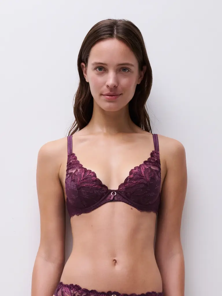 Soutien-gorge armatures avec coques plongeant CHANTELLE "Illusion" C1B4NA - Aubergine Lurex E63