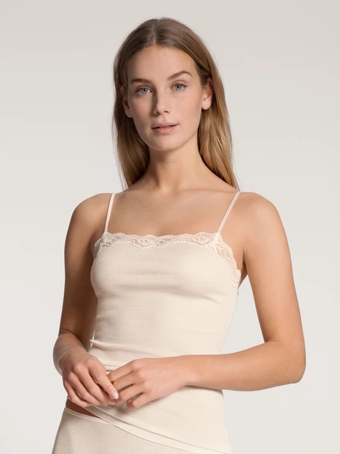 Top fines bretelles laine & soie CALIDA "Richesse Lace" 11290 - Light Ivory 090