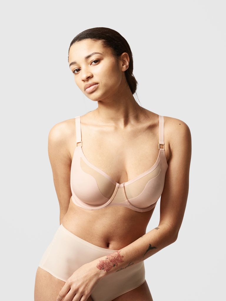 Soutien gorge moulé CHANTELLE "Pure Light" C10M10 - Beige doré 01N