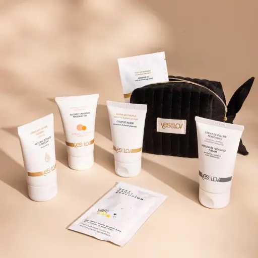 Trousse érotique pour deux YES FOR LOVE "La Trousse Enchantée" YFL01D92 - Noire Elexir