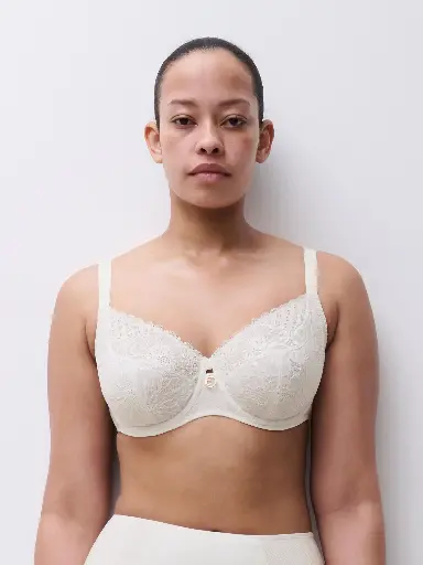 Soutien-gorge avec armatures enveloppant CHANTELLE "Sublime" C19WMU - Milk 0LW